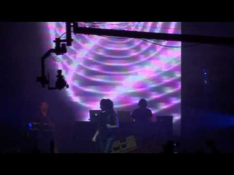 Chicane - Don't Give Up (Live @ Tele-Club 09.04.2011)