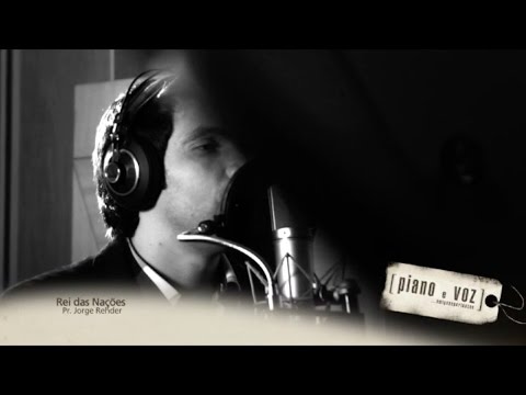 "Rei das Nações" [ Piano e Voz, Amigos e Pertences - Paulo César Baruk e Leandro Rodrigues ]