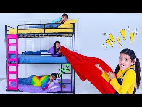 Ellie & Charlotte Bunk Bed Battle: Who Gets the Top Spot?