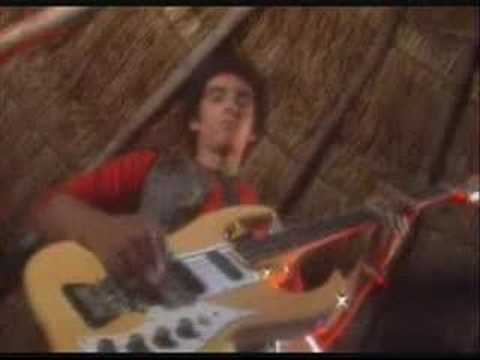 Secos e Molhados - Clip Que Fim Levaram Todas as Flores?