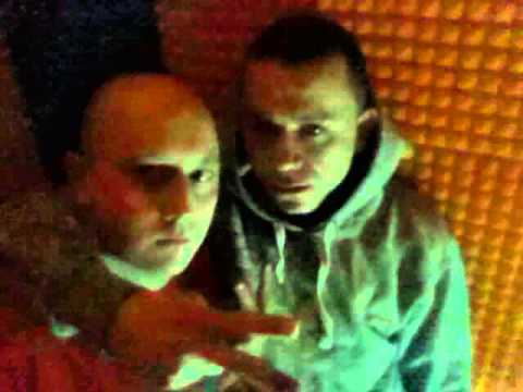 Emeska SR-Wiem z kim zbijac piatke feat Ciszek (PPSB,POLUDNIESTYL)