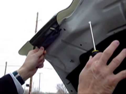 Westin:Westin:  Westin/ Wade Bug Shield - Installation Guide ('99-'07 Ford Super Duty)