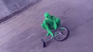 HERE COME DAT BOI.mov