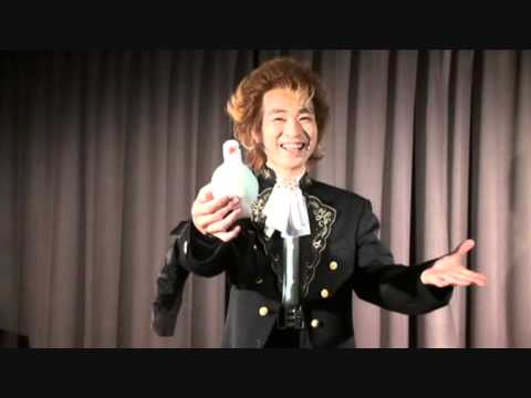 Sponge Doves by Alan Wong