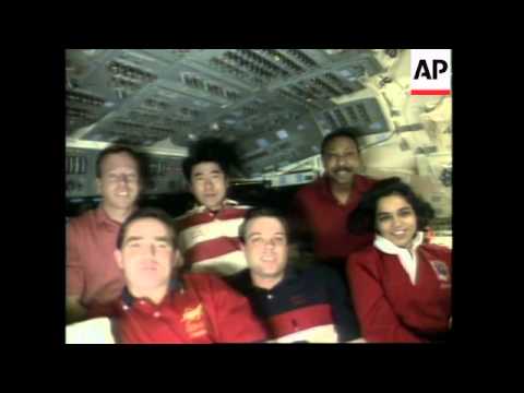 USA: PRESIDENT CLINTON THANKS CREW ABOARD SHUTTLE COLUMBIA