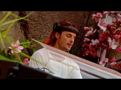In My Mind (Axwell Mix) - [Axwell LIVE from Tomorrowland 2013]