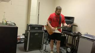 Video thumbnail for Peavey Mace 320t by vaughn6668