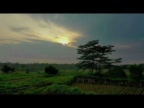 A Little Uneasy - Improvised Piano Piece