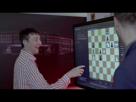 Luke McShane shows his big strategic win against Matthias Blübaum