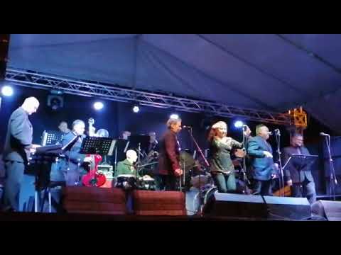 Mi pueblo al estilo de los Black stars 2019