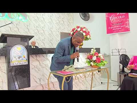 Cantor Josemir José na AD Timbi Açude Camaragibe-PE hino Todo Poderoso 