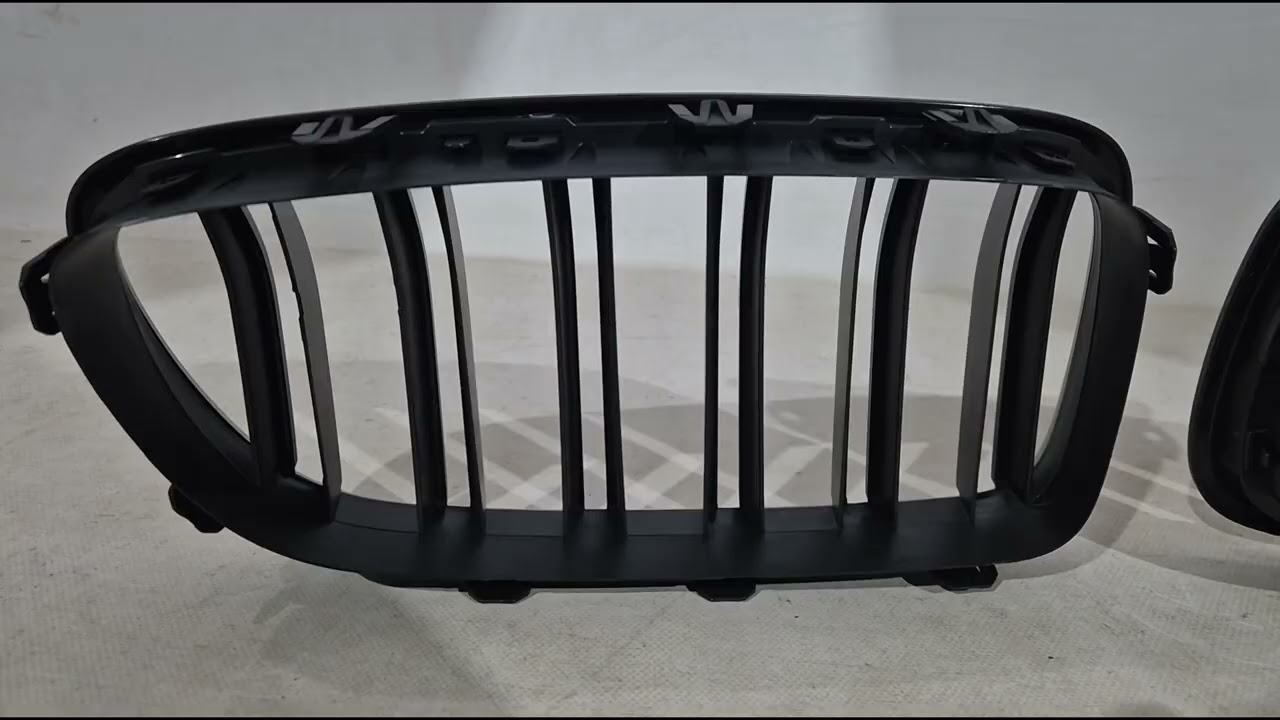 BMW 5 серія F10/F11 2010-2016 рр. Ніздрі M-Look (чорний матовий) Video 1