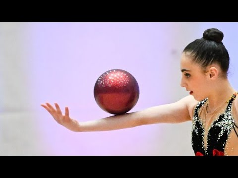 Nare Ghazaryan (ARM) ball Berlin team masters (GER)