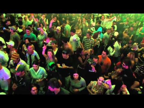 Aircraft Live - Live Your Life (by Erick Morillo/Eddie Thoneick)