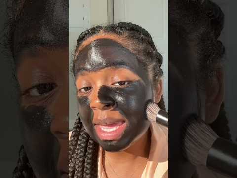 Racist Makeup is canceled because it doesn't sell colors for black skin 💄🤔 #shorts