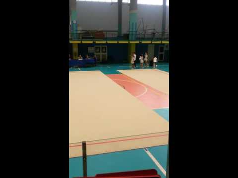 Elisa con il cerchio. .ginnastica ritmica