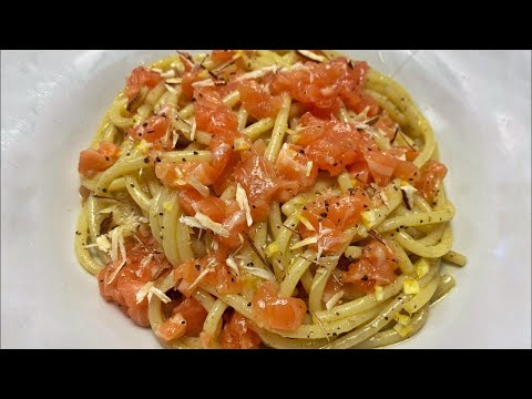 Prepara una pasta GODURIOSA con pochi ingredienti e in 10 MINUTI!! [ RICETTA FACILE!]