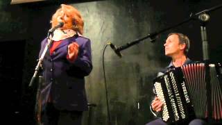 MISTIGRI &quot;Elle vendait des p&#39;tits gâteaux&quot;