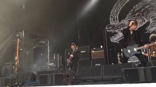 Catfish and the Bottlemen - Tyrants [live in Moscow, Russia 24.06.17]