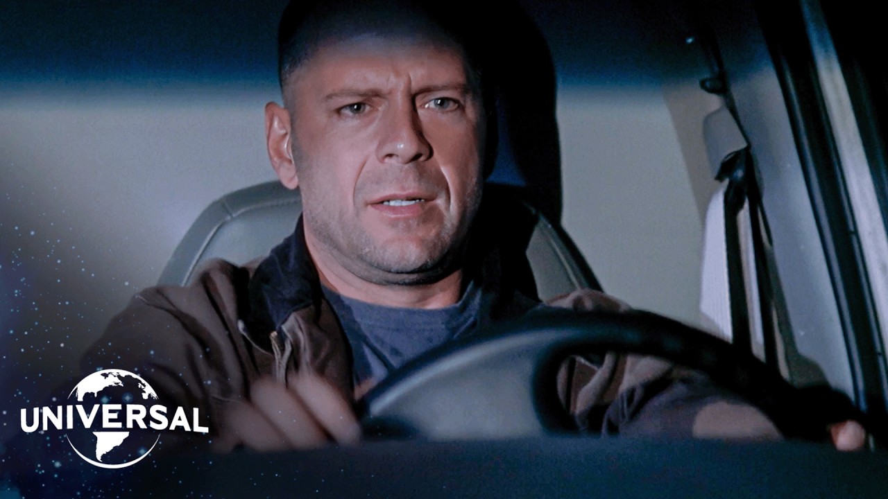 Miniature de la vidéo Art Jeffries Fights The Assassin du film Code Mercury