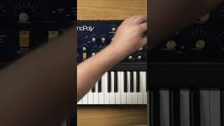 Behringer MonoPoly synth and Elektron Digitakt drum machine techno jam #shorts