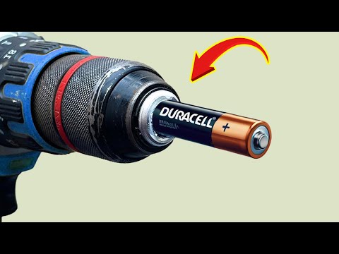 Billions of people don't know this secret😱!! Put an old battery in your drill and see what happens