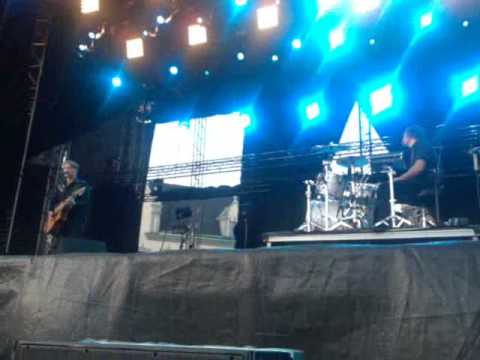 Johnossi - What's the point @ Malmöfestivalen 2010