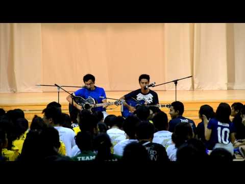 8 Love Is Easy cover by Syabil & Nasri ~ MJC Orientation 2013