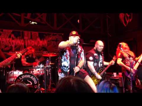 2015-11-25 HELLDORADO: "Throwdown"