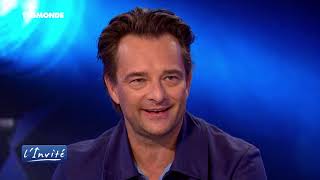 David HALLYDAY : "J'ai quelque chose à vous dire"