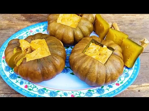Pumpkin custard, Cambodian dessert.