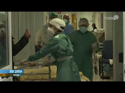 Covid, scende incidenza casi. 1100 medici sospesi