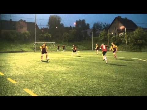 9. kolejka: Pazerne Sępy - Vittoria Kraków (FLS: Wiosna 2011)