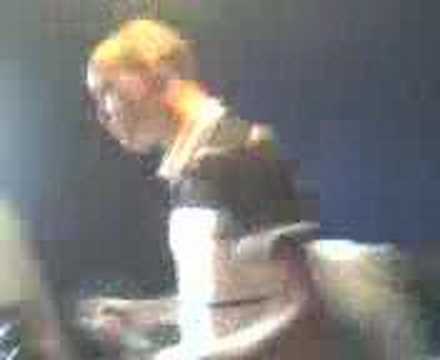 TY C B2B STRONG SHEDRADIO