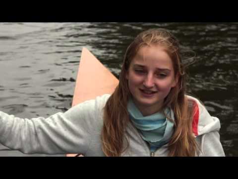 エディンバラシュタイナー学校、言語 (The Edinburgh Steiner School, Languages)