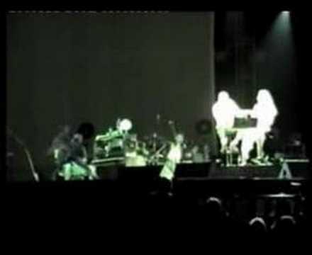 p.g.r.  "tramonto d'africa" live in melpignano (le) 26/07/2003 mp4 (giovanni lindo ferretti)