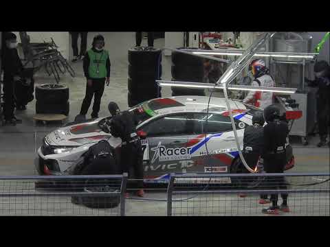 Thumbnail for ST-TCRクラス Car No.97  Racer ホンダカーズ桶川 CIVIC のピット作業シーン by Car