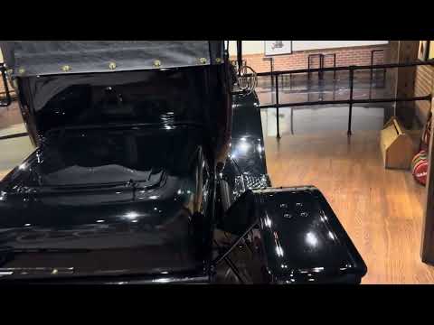 Thumbnail for 1914 Ford Model T Roadster - walkaround by Ford Model T