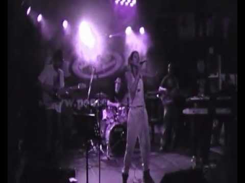 Leah Rosier & TwoRoots - live at Reggae Central NL 2012