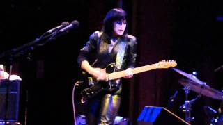 joan as policewoman - hard white wall (apolo 2011)