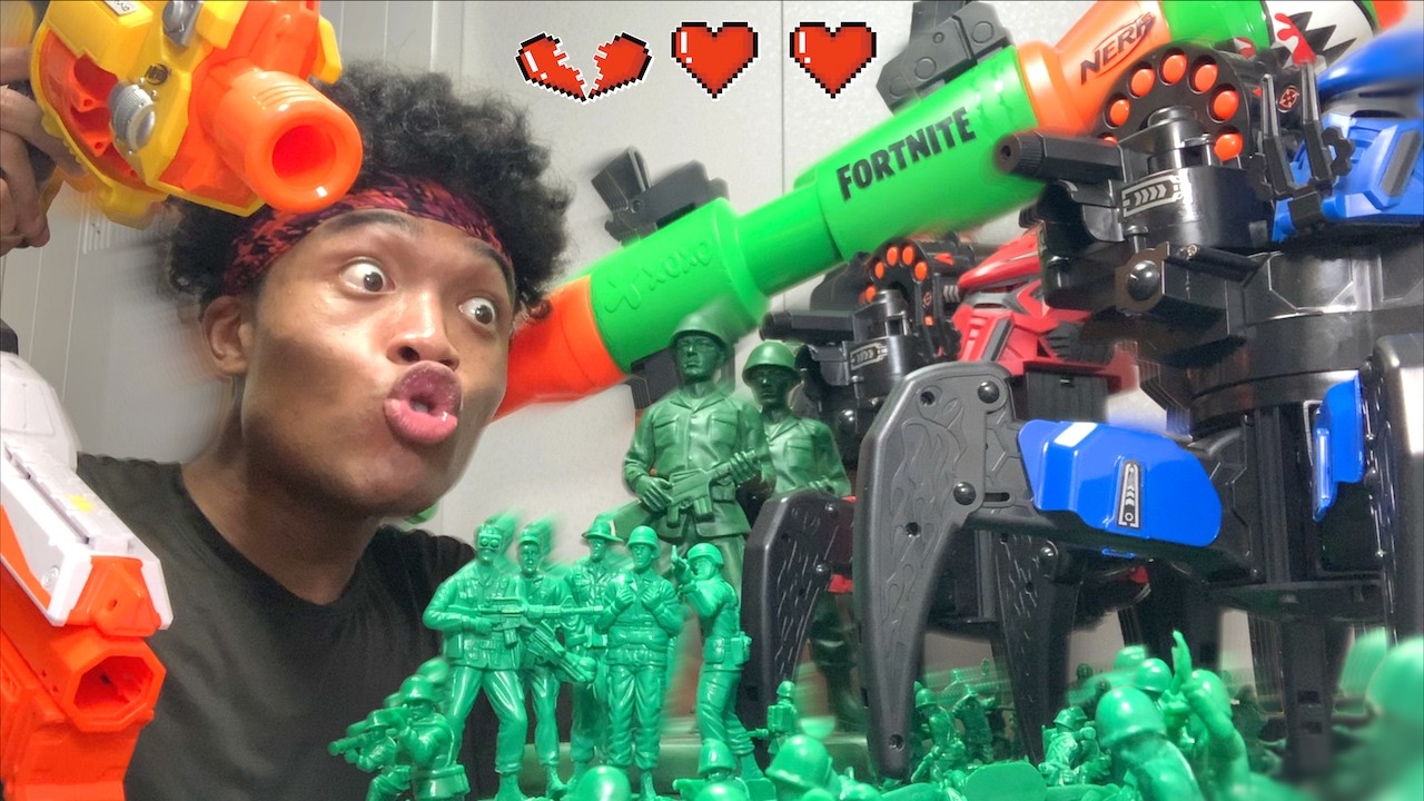 Nerf War: Green Soldiers Alien Tank Battle グリーンアーミーメン緑の兵隊と戦ってみた エイリアンタンク編