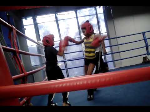Tope de kickboxing infantil valeria(3)
