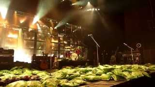 Pixies - Vamos (last song with cushions) Concert Live Full HD @ Nuits de Fourvière, Lyon France 2014