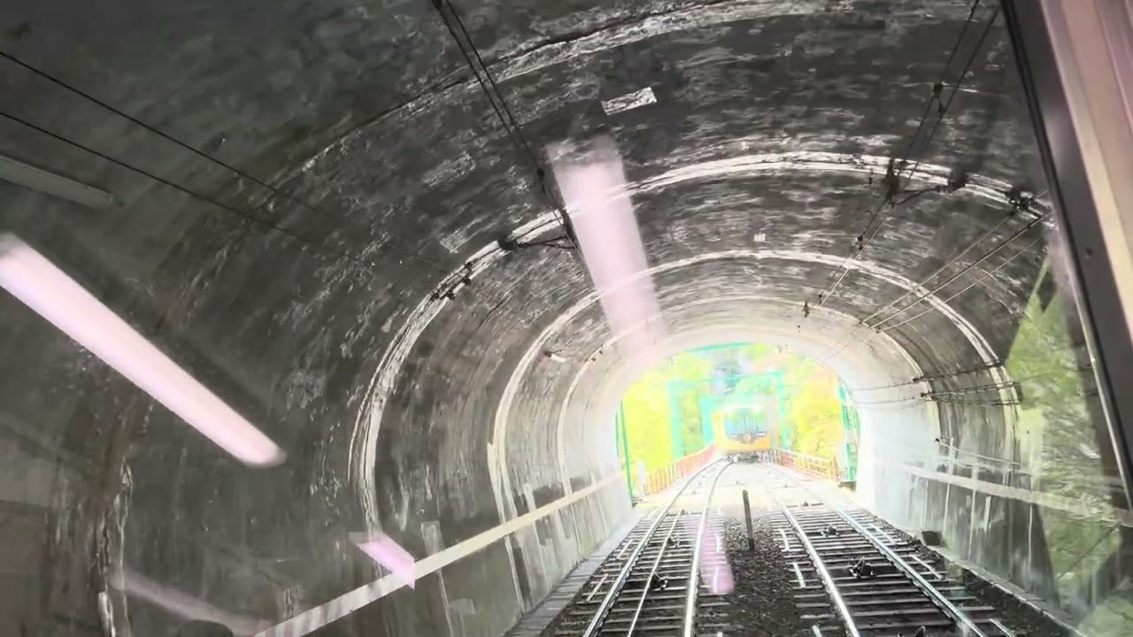 石清水八幡宮に至るケーブルカー、特別公開展、