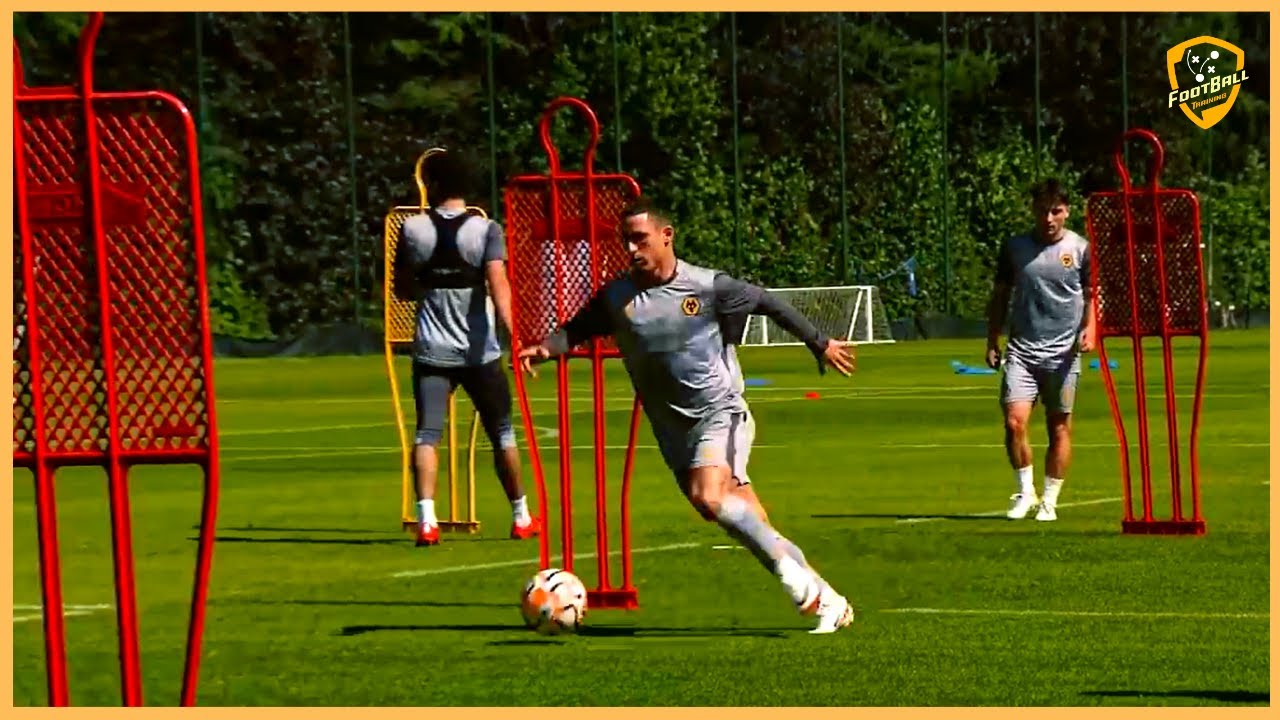 Wolverhampton - Intense Passing Drill And Ball Control