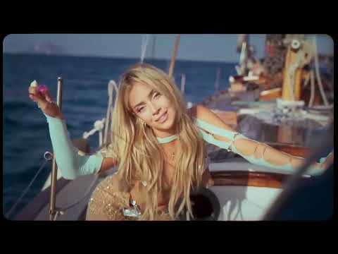 Ana Mena, Guè  Acquamarina REVERSED