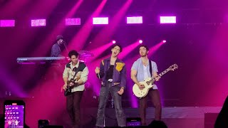 Lovebug - Jonas Brothers (Manila 2024)
