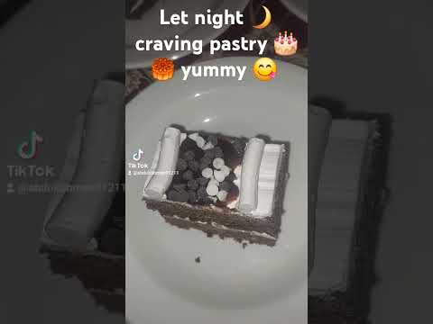 @HamyounBarak    let night 🌙 craving  pastry yummy 😋