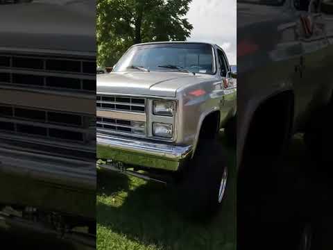 Lifted Square Body’s at Southeastern Truck Nationals 2023! #southeasterntrucknationals thumbnail