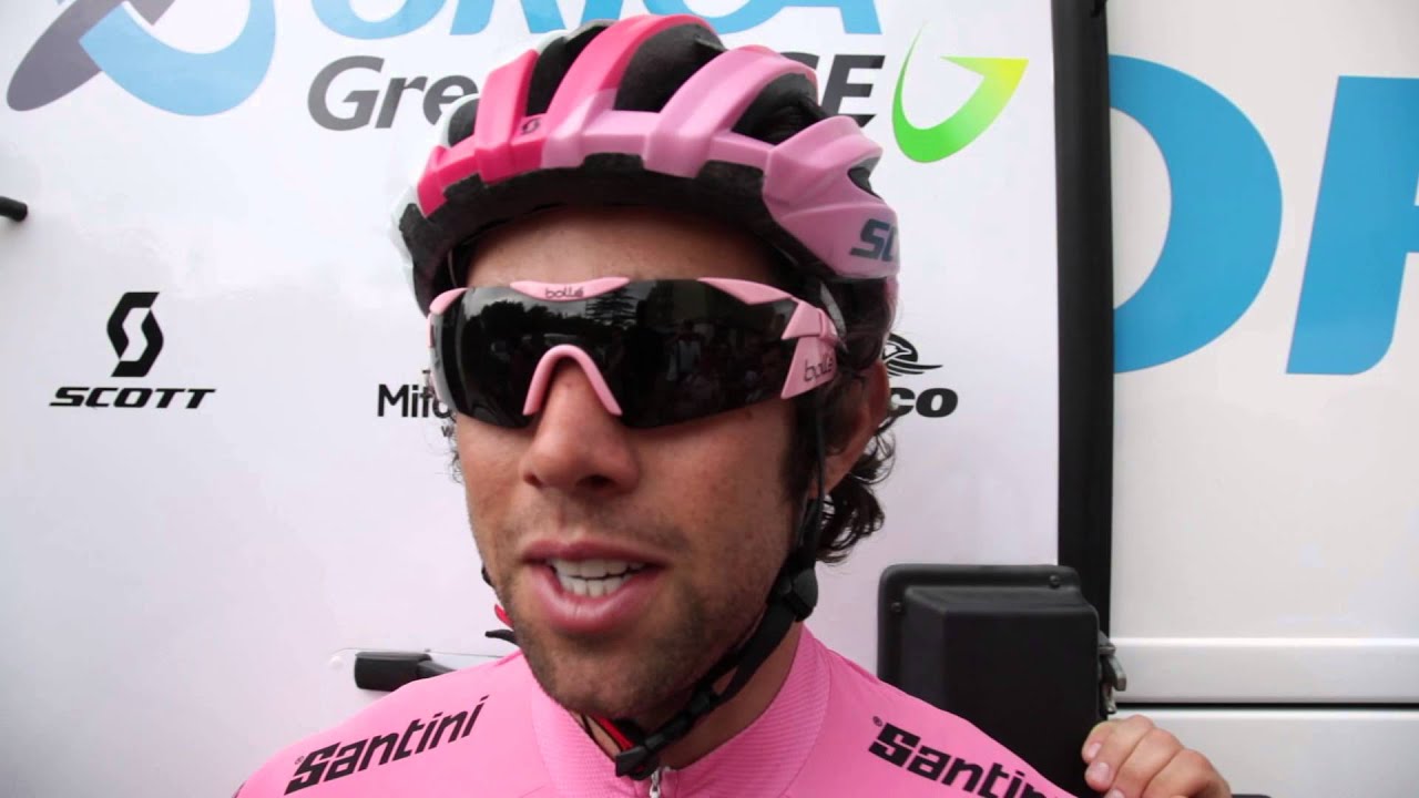 Giro d'Italia: Michael Matthews on wearing the pink jersey - YouTube